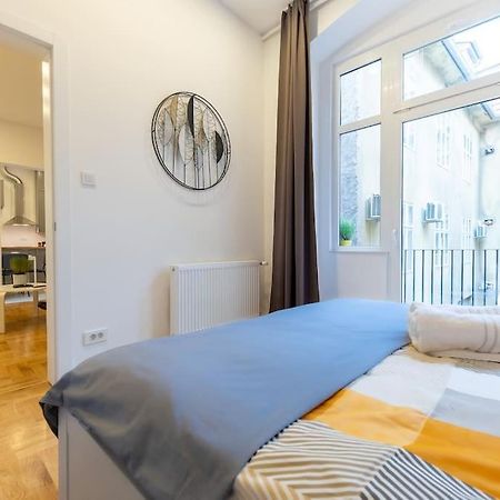 Official 4* Brand New Modern Apartment/Balcony 자그레브 외부 사진