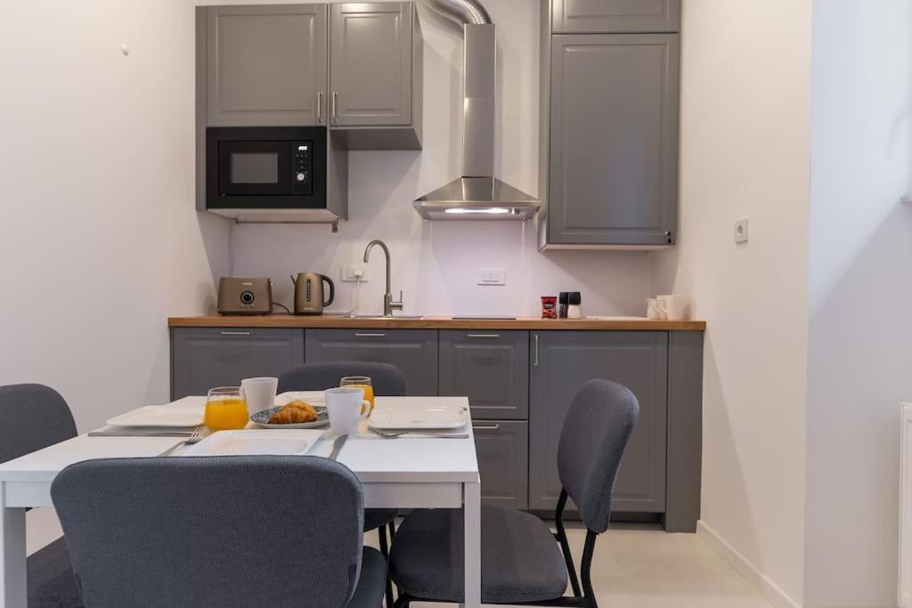 Official 4* Brand New Modern Apartment/Balcony 자그레브 외부 사진